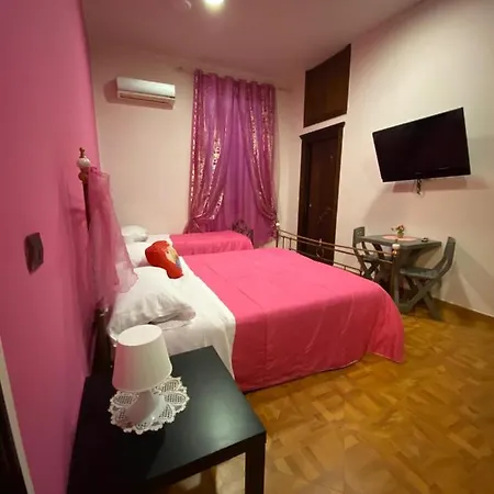 Bed & Breakfast Cristina's Naples
