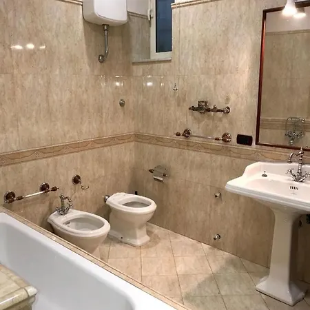 Cristina's Bed & Breakfast Napoli